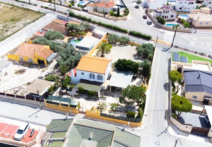 Villa a La Marina, Alicante, La Marina - € 275.000 | Ref: 5932VA - foto 1